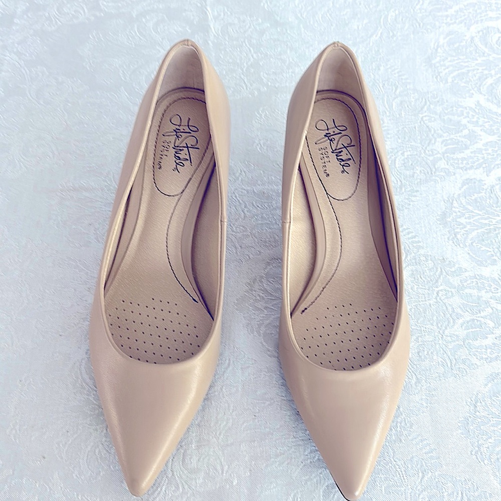 LifeStride Soft System Women’s Low Heel Pump Size 8.5